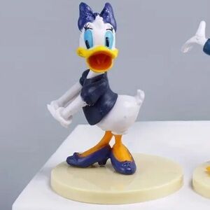 🌟Pick Any 2/$14 Sale Daisy Figurine